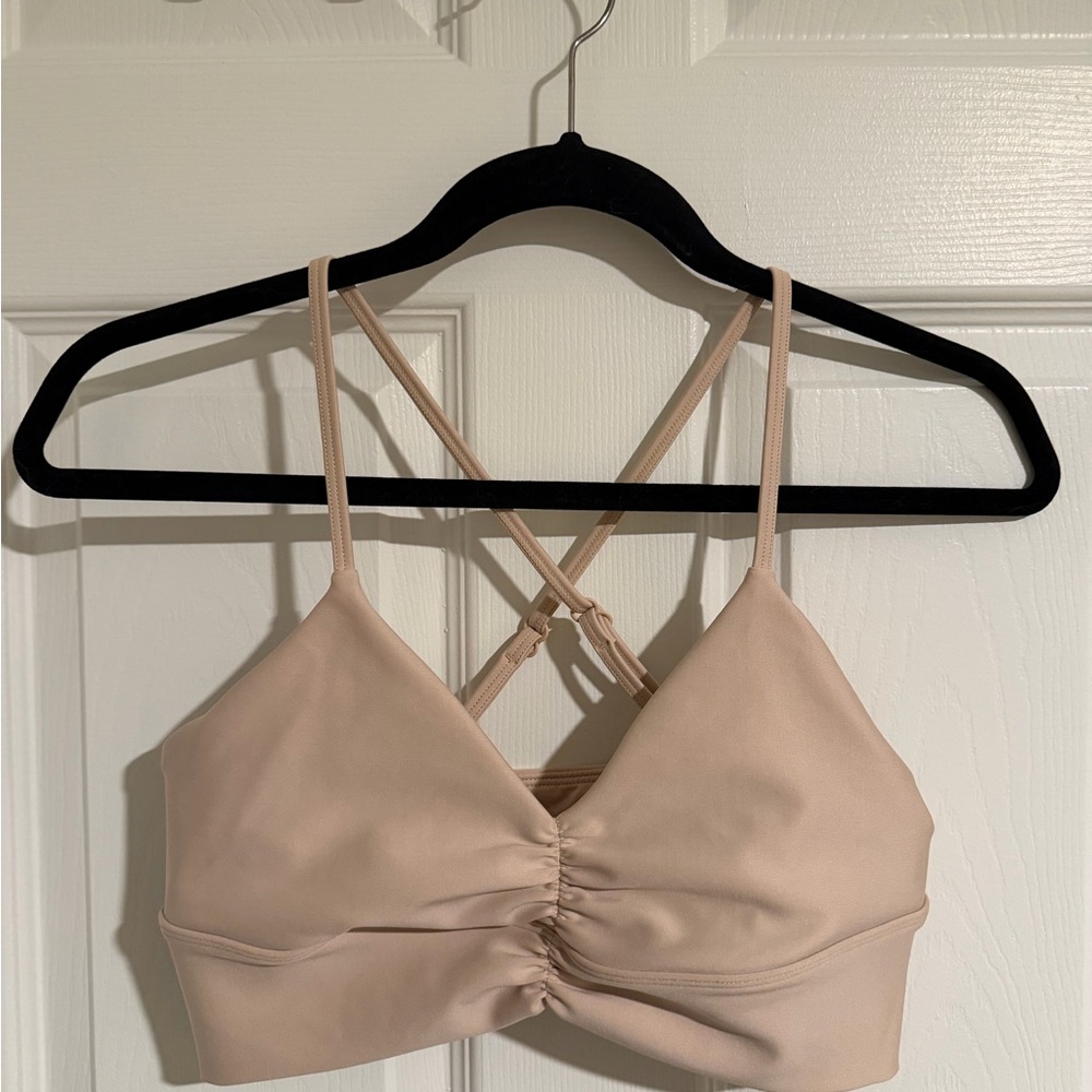 ALO Airlift Divine Bra in Macadamia